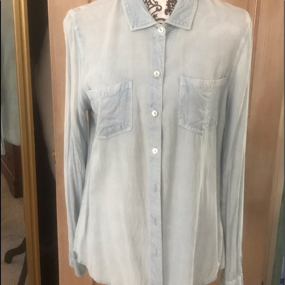 Casual button down shirt